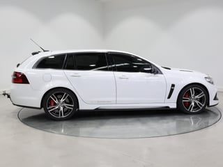 2016 HSV Clubsport R8 Tourer Build No 097 - Heron White …