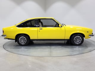 1977 Holden LX Torana SL 253 V8 Hatchback - Absinth Yellow