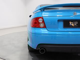 2004 Holden VZ Monaro CV8 - Turismo Mica - 1,974km