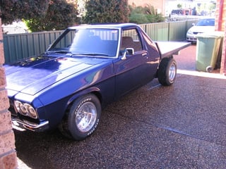 HOLDEN HQ ONE TONNER