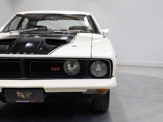 1973 Ford Falcon XB GT 4V - Polar White 