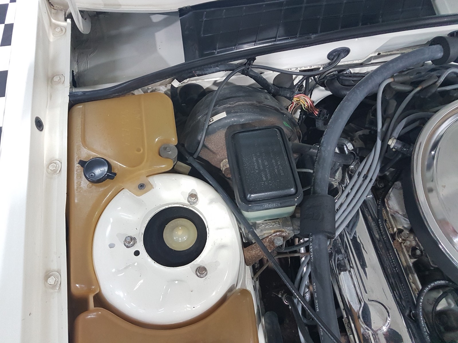 1984 VK HDT Commodore SS Group 3