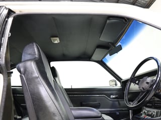 1976 Holden LX Torana SS Hatchback - 5.0L Trimatic - Cotillion White