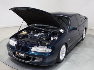 1996 HSV VS Senator 215i Build No 884 - Botanica Blue Mica