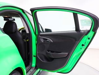 2017 HSV GEN-F2 GTSR Delivery km - Spitfire Green