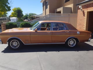 1971 XY Fairmont 302 V8