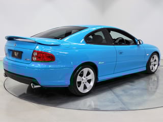 2004 Holden VZ Monaro CV8 - Turismo Mica - 1,974km