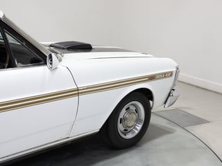1971 Ford Falcon XY GT - Ultra White 