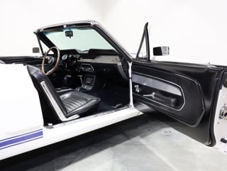 1967 Ford Mustang Convertible 347ci Fuel Injected - Shelby Restomod
