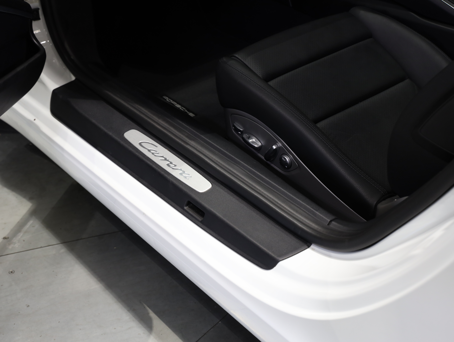 2014 Porsche 911 Carrera 991 Series 1 - Carrara White