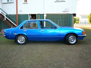 VH SL Commodore