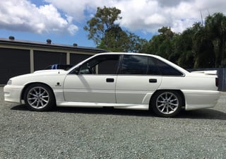 1991 Holden HSV VN Commodore SV110