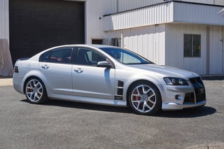 2008 HSV W427 Build No. 17 of 137 - 2,586 km