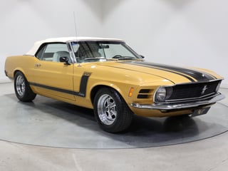 1970 Ford Mustang Convertible 302ci - Bright Gold 