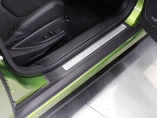 2016 HSV GTS W507 - Jungle Fever 3,218 km