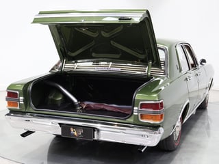 1971 Ford XY Fairmont 302 V8 - Jewel Green