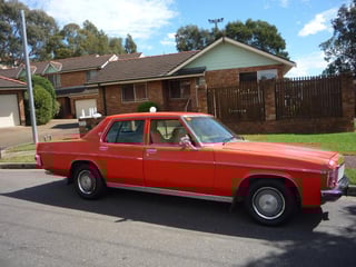 1977 HX Statesman Deville