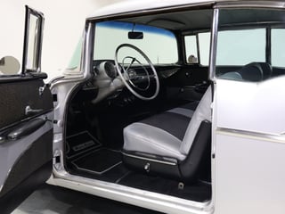 1957 Chevrolet Bel Air - Pillarless 2-Door Hardtop