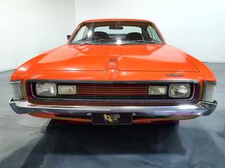 1972 VH E49 Valiant Charger R/T - BIG TANK
