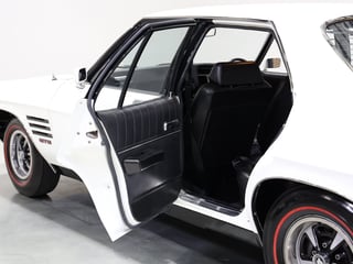 1974 Holden HQ Monaro GTS 308 4sp - Glacier White