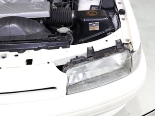 1989 HSV VN SV89 Build No 149 - Alpine White
