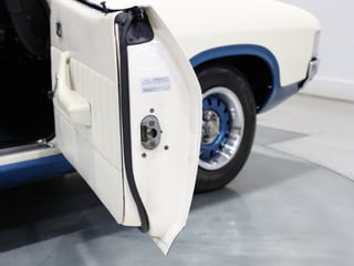 1973 Ford XA Falcon 500 Superbird - Polar White 