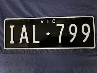 1975 Holden HJ Kingswood 4.2 V8 4 Speed Manual