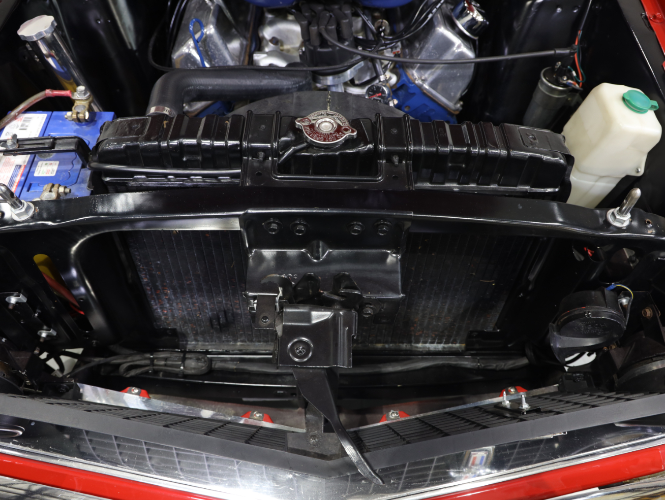 1969 Ford Mustang Mach 1 - Candy Apple Red 