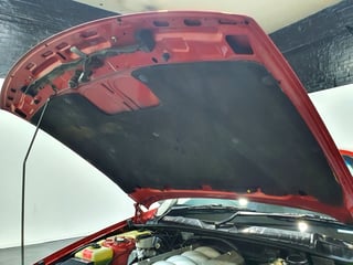 1990 VN Calais Series II - 5.0 Litre V8 5 Speed Manual