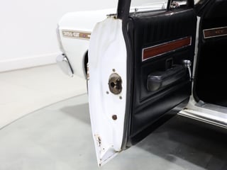 1971 Ford Falcon XY GT - Ultra White 