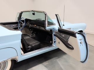 1957 Ford Thunderbird Convertible 312 V8 