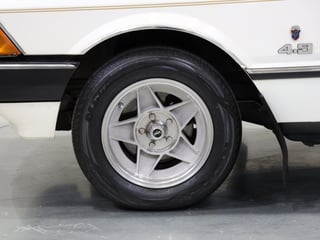 1979 Ford XD Fairmont Ghia 4.9L V8 - Sno White - 57,312km 