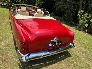1952 Oldsmobile Super 88 Restomod - 6.0L LS2 V8