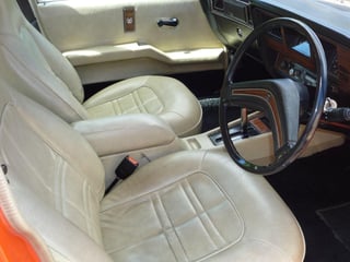 1977 HX Statesman Deville