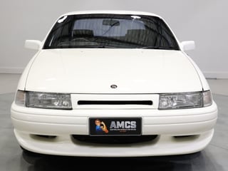 1989 HSV VN SV89 Build No 149 - Alpine White