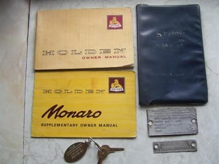 HK 327 Bathurst Monaro