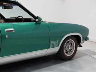 1976 Ford Falcon XB GT - Sherwood Green Metallic