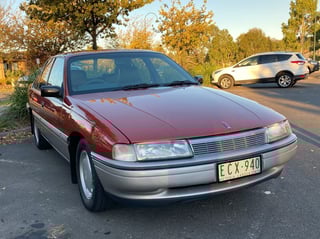 1990 VN Holden Calais 5.0 Litre V8