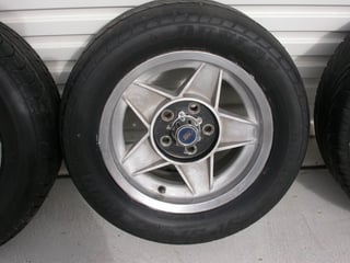 5 x Bathurst Globes - 15x7