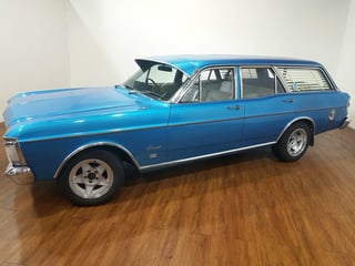 1971 XY Fairmont Wagon 302 V8