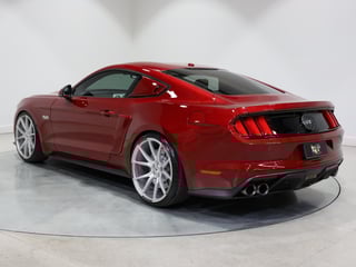2017 Ford Mustang GT  6spd Man - Ruby Red Metallic