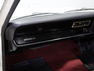 1971 Chrysler VG Valiant Wayfarer Utility 318ci Fireball V8 - Bondi Bleach White