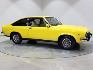 1977 Holden LX Torana SL 253 V8 Hatchback - Absinth Yellow