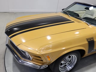 1970 Ford Mustang Convertible 302ci - Bright Gold 