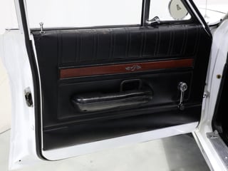 1971 Ford XY Fairmont 302ci Windsor - Ultra White