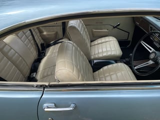 1971 HG GTS Monaro 308 V8 - 4 speed manual