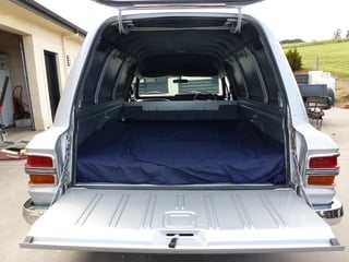 XY GS Falcon Windowless panelvan