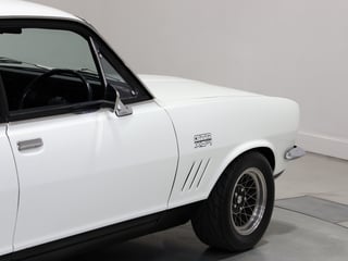 1973 Holden LJ Torana GTR XU1 Tribute - Glacier White