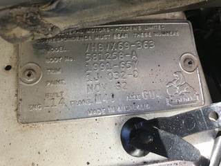 1982 VH SL/E Commodore