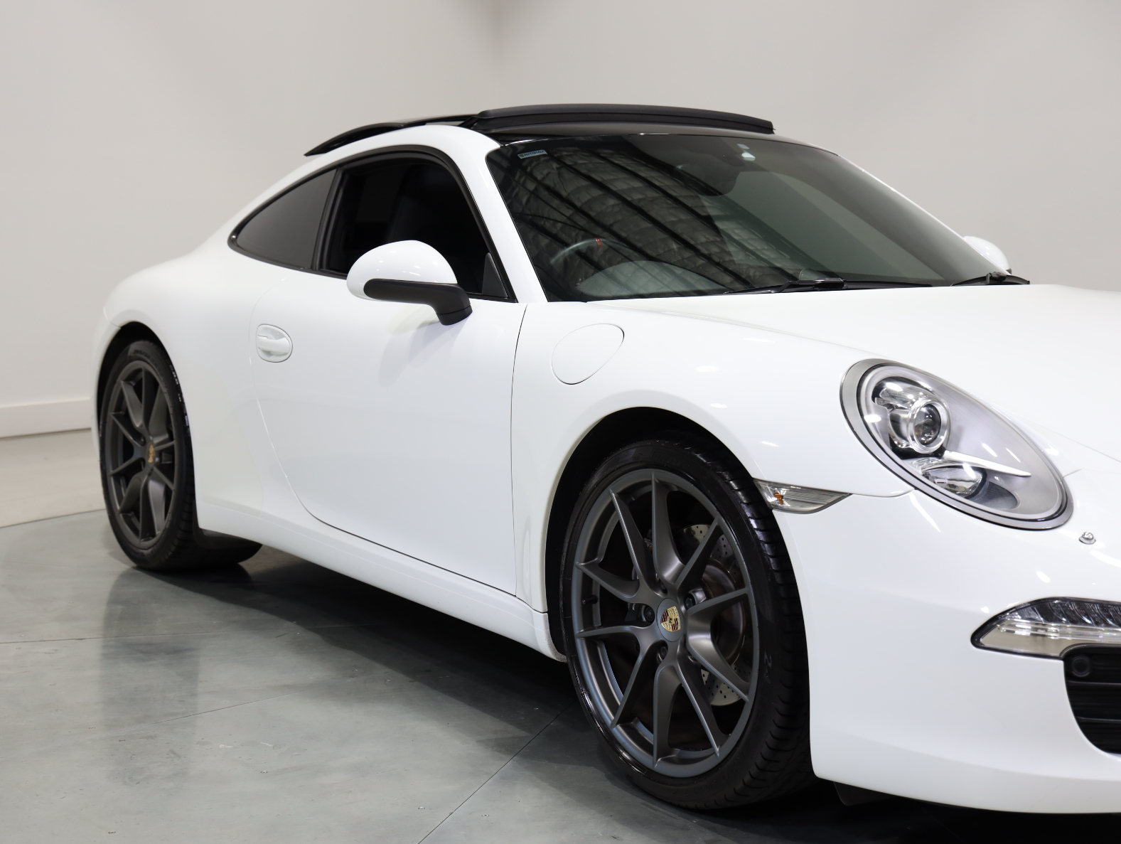 2014 Porsche 911 Carrera 991 Series 1 - Carrara White